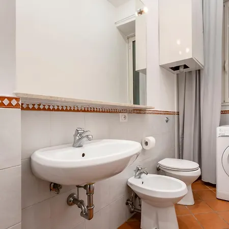 Rita In Trastevere * روما